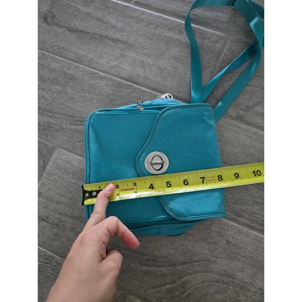 Baggallini Turquoise Blue Nylon Crossbody Bag Travel Messenger Turn Lock Small